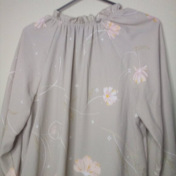 Kaari Blue Shirt Blouse L Long Sleeve Ruffle V-Neck Floral Tan Pink - Picture 5 of 16